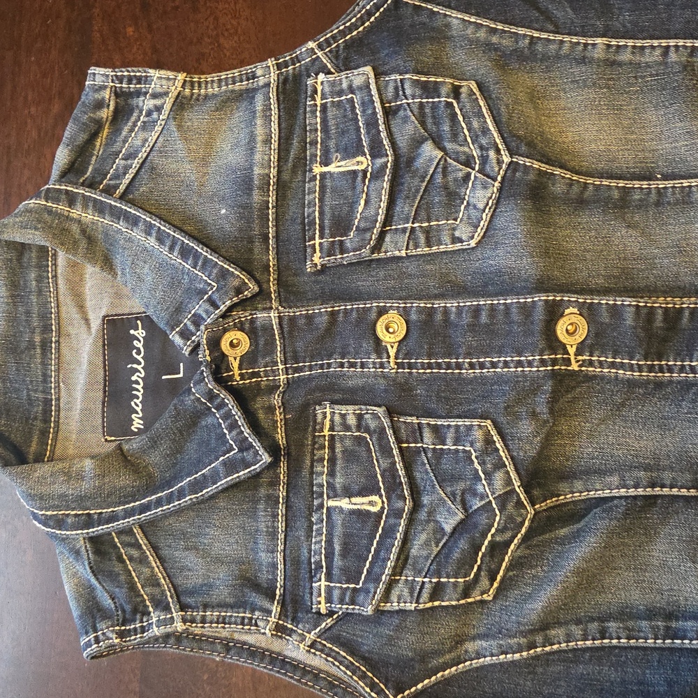 Maurices Denim Sleeveless Vest LARGE - Picture 2 of 6